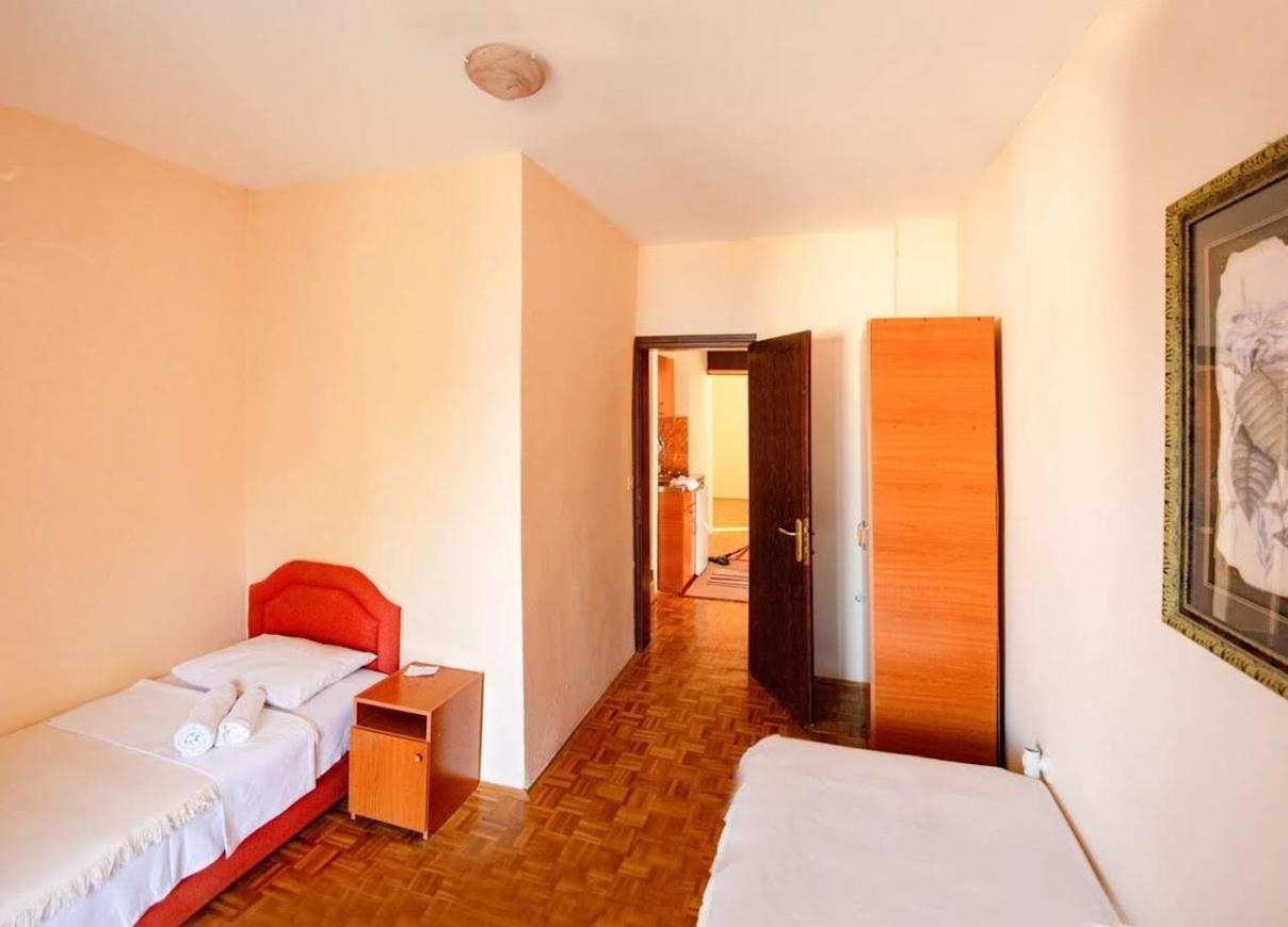 Apartments Dunja สเวติ สเตฟาน ภายนอก รูปภาพ