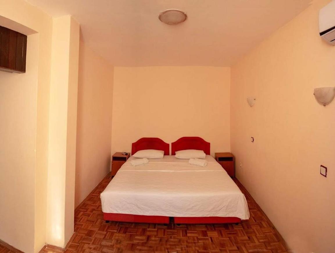 Apartments Dunja สเวติ สเตฟาน ภายนอก รูปภาพ