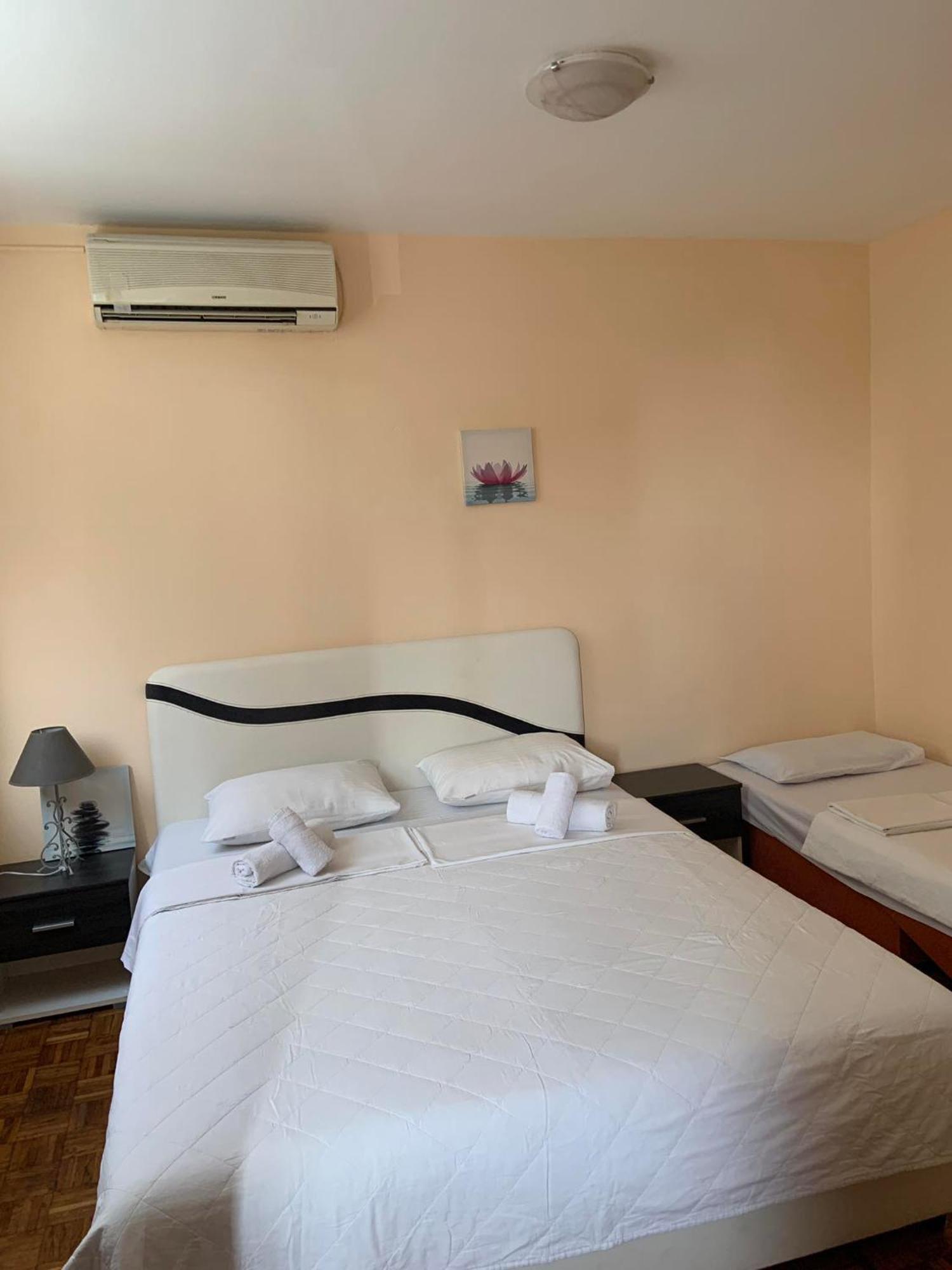 Apartments Dunja สเวติ สเตฟาน ภายนอก รูปภาพ